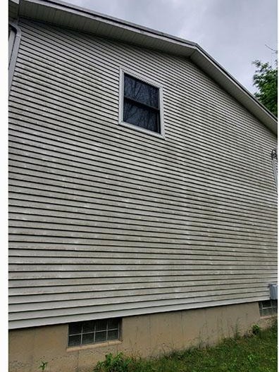 Real house washing transformation in the Treasure Valley before cleaning
